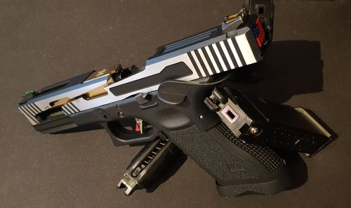 More information about "WE Custom Hispeed split slide G17 - Wet Edition"