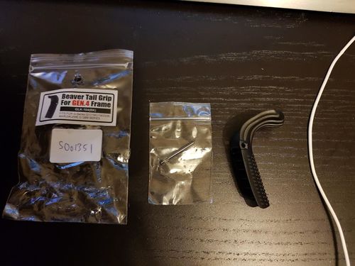 More information about "Guarder Beaver Tail Grip for Gen 4 Glock"