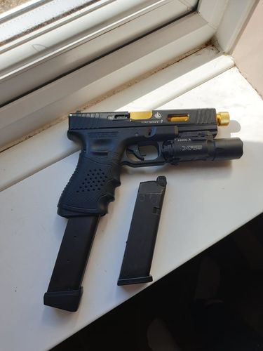 More information about "Tokyo Marui G17 - Custom"