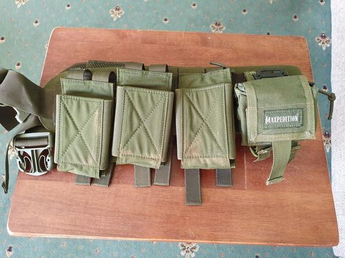 More information about "Warrior Gunfighter Belt - Large - with pouches"