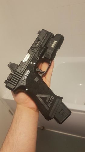 More information about "RWA/Guns Modify Agency Arms G17, no expense spared."