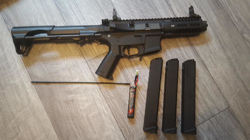 More information about "G&G ARP-9 with 11.4 lipo battery and 3 magazines."