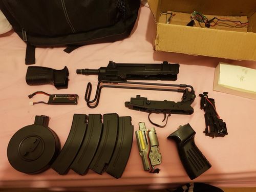 More information about "VZ61 Skorpion parts"