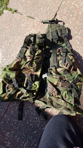 More information about "cheapish but good vests × 3"