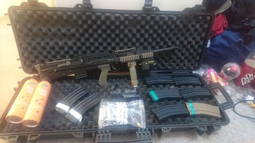 More information about "WE L85A2 GBBR with 8x mags and accesories"