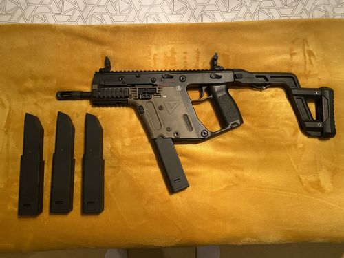 More information about "Krytac Vector + 4 Mags"