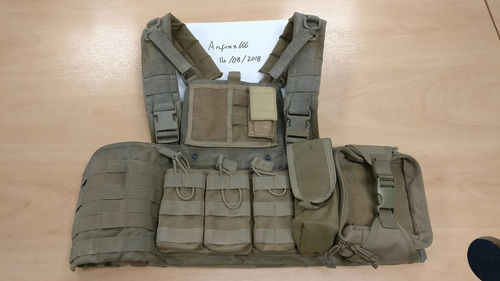 More information about "WAS 901 Chest Rig & Pouches - Tan"