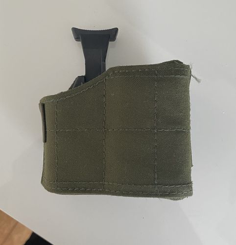 More information about "Warrior Universal Pistol Holster Right Handed Olive Drab"