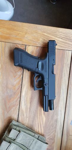 More information about "Glock17 gen4"