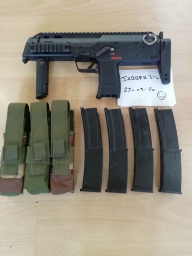 More information about "A fully working in great condition WE/new wave mp7 gas blowback smg,"