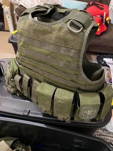 More information about "Warrior Raptor Large"