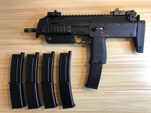 More information about "Tokyo Marui MP7A1 (GBB) with 5 mags and LayLax sling swivel"