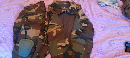 More information about "Invader gear woodland combats"