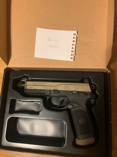 More information about "Boneyard Cybergun FNX45"