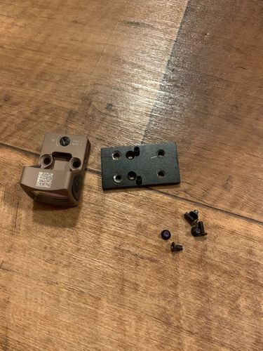 More information about "Ace 1 arms RMR and plate"