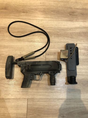 More information about "Iron airsoft m320 with bungee lanyard and holster"