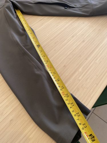 More information about "Arcteryx Epsilon LT hardshell jacket, wolf grey - £90"