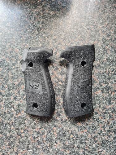 More information about "Real Sig Sauer p226 grips"