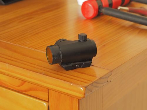 More information about "Generic red/ green dot"