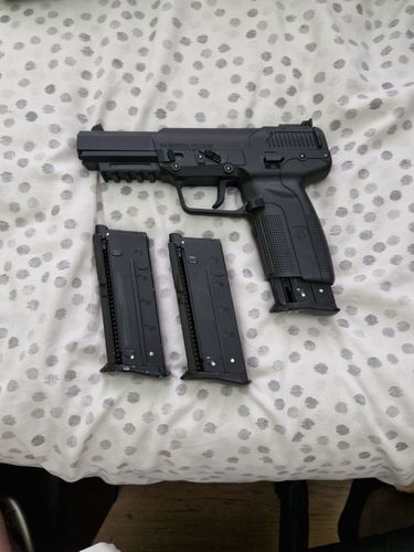 More information about "Faulty Cybergun FN 5-7"