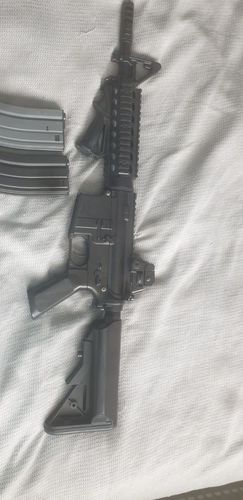 More information about "CYMA CM.517 M4 Combat Machine"