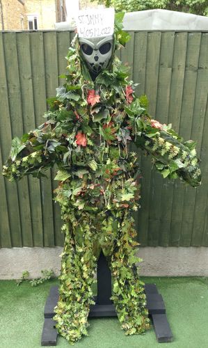 More information about "Leaf Suit camouflage."