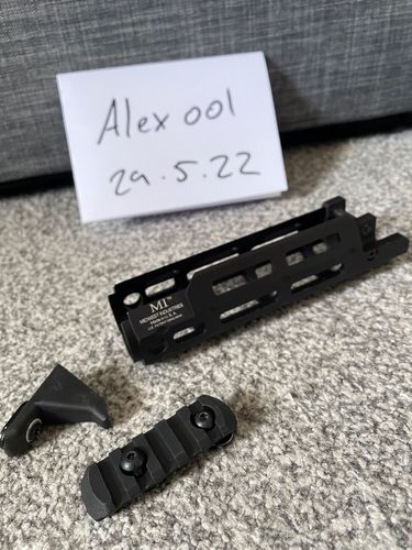 More information about "Midwest industries style mp5 hand guard."