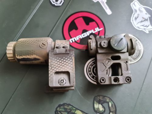 More information about "EG aimpoint T2 replica with aimpoint magnifier and unity replica mounts"