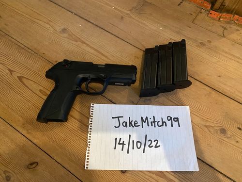 More information about "Tokyo Marui PX4 w/ 3 Leaking Magazines"