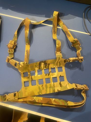 More information about "Blue Force Gear Micro Rack chest rig"