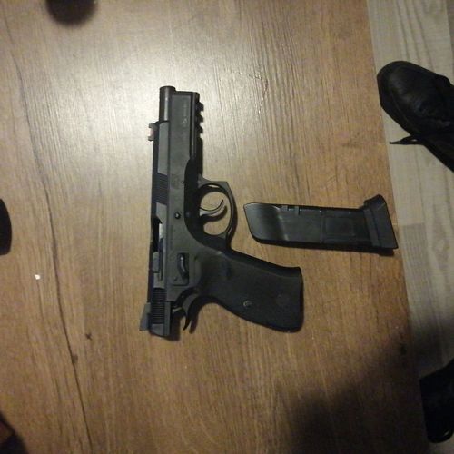 More information about "Blowback pistol"