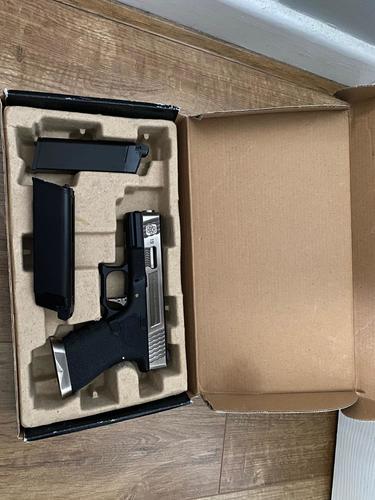 More information about "WE Glock 19 WET Sliver GBB"