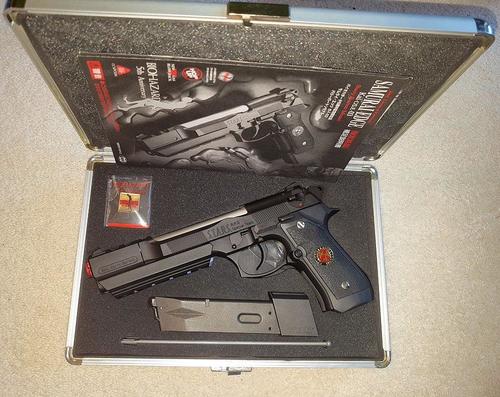 More information about "Resident Evil Biohazard Barry Burton Samurai Edge 5th Anniversary 2001 Tokyo Marui"