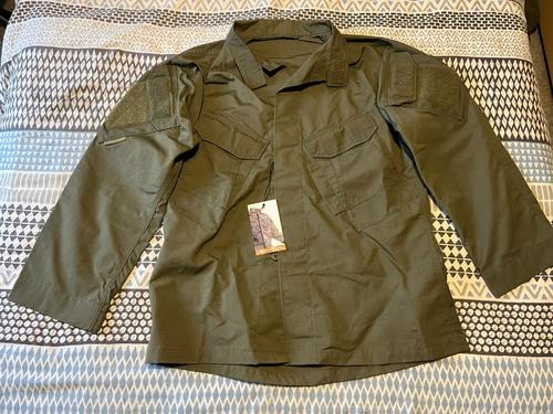 More information about "BNWT Crye Precision Army Custom Field Shirt in Ranger Green"