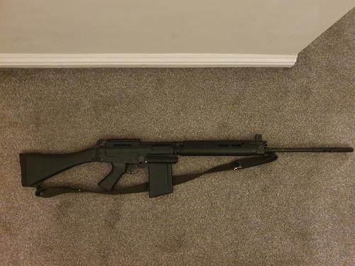 More information about "Ares l1a1 slr AEG + 5 mags"