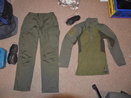 More information about "UR-TACTICAL OPS Ranger green Shirt and Pants (S & XS)"