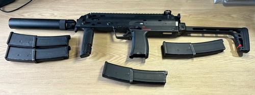 More information about "Umarex H&K MP7 A1 GBB"
