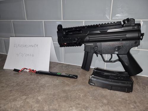 More information about "MP5K w metal body and rail system"