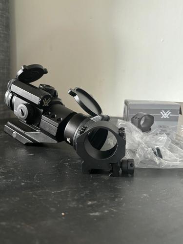 More information about "Vortex Strikefire II w/ 30mm medium height mount"