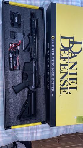 More information about "CYMA CM.105 Daniel Defense EMG M4A1 AEG 12.5-inch"