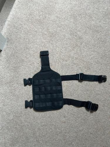 More information about "Rare Police issue leg molle platform"