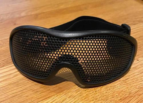 More information about "Heroshark Dagger Nose Mesh Goggles"