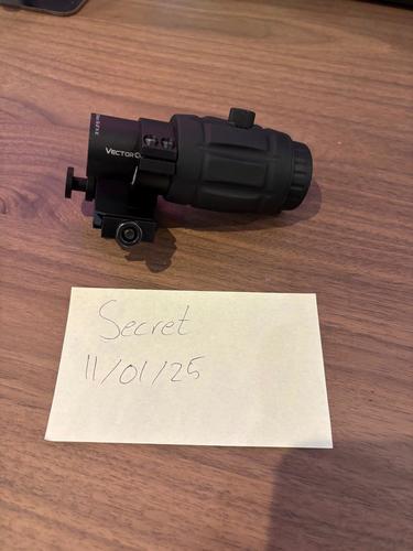 More information about "Vector Optics Maverick 3x26 Magnifier"