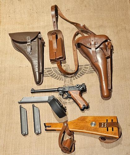 More information about "Custom WE P08 navy Luger"