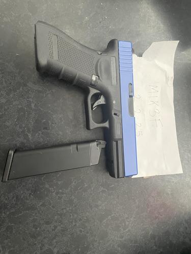 More information about "RAVEN EU17 Gen.4 GBB Pistol Pre Two-Tone"