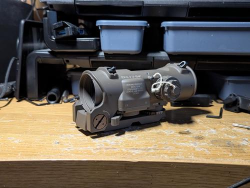 More information about "Holy Warrior Elcan Spectre (Damaged)"