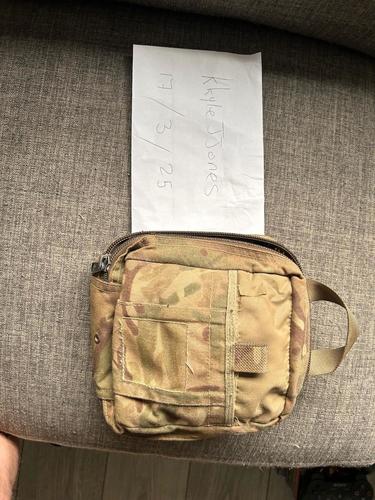 More information about "British army medic pouch"