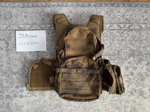 More information about "Warrior Assault Systems 901 Chest Rig + extras"