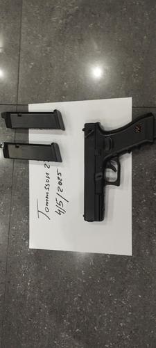 More information about "Glock G18C By HT"