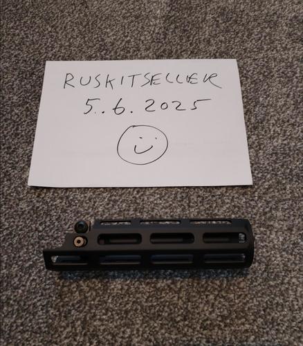 More information about "CYMA SMG-5 M-LOK Handguard (MP5)"